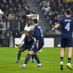 HAqwzNDbAAExEGr Nyaris Tumbang! Juventus Ditahan Lazio 2-2 Berkat Gol Injury Time Kalulu