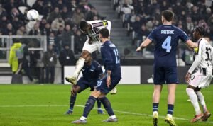 HAqwzNDbAAExEGr Nyaris Tumbang! Juventus Ditahan Lazio 2-2 Berkat Gol Injury Time Kalulu