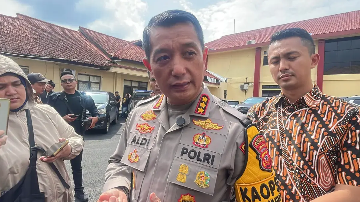 Kapolres Bandung Kapolresta Bandung Kombes Pol Aldi Subartono saat ditemui di Mapolresta Bandung, Soreang, Jumat (13/2/2026). Foto Agni Ilman Darmawan/Jabar Ekspres