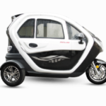 Ini Dia Motor Listrik Roda 3 Kabin Tertutup: Intip Fitur Lengkap dengan Harganya! Ini Dia Motor Listrik Roda 3 Kabin Tertutup: Intip Fitur Lengkap dengan Harganya!