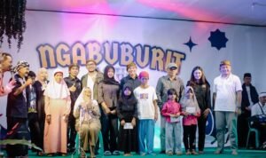 17-3-6 subang Acara Ngabuburit Bersama Warga Kampung Adat Banceuy di Subang yang diselenggarakan Seniman Sunda Bangkit (SSB)
