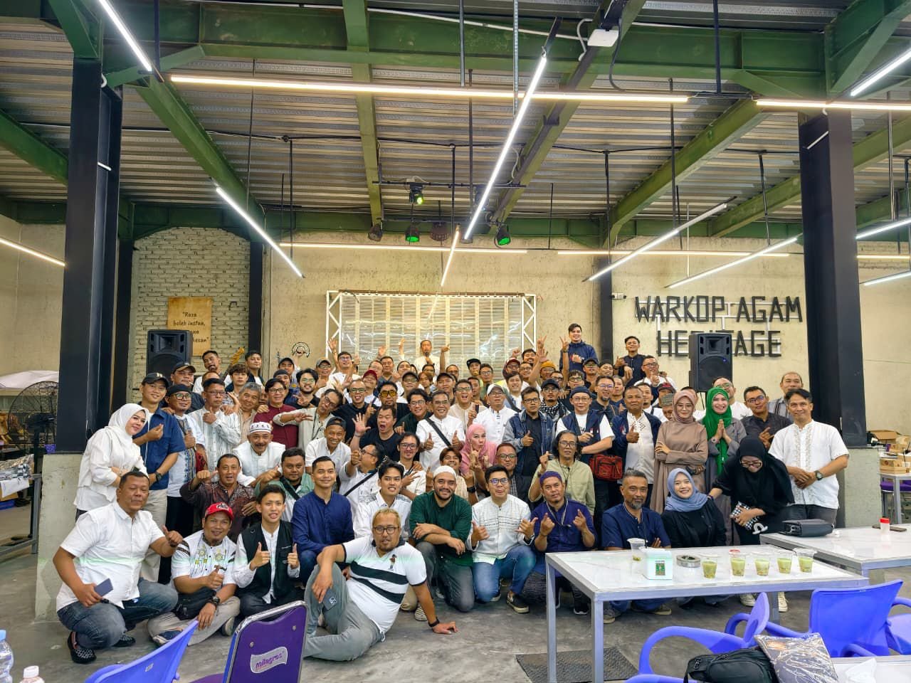 4-3-3 ADV Rider Bandung Buka bersama anak yatim yang diselenggarakan ADV Rider Bandung