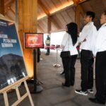 7-3-8 eiger2 Rekrutmen massal yang dilakukan oleh EIGER Adventure Land diikuti oleh lebih dari 600 warga dari Kecamatan Megamendung dan sekitarnya.