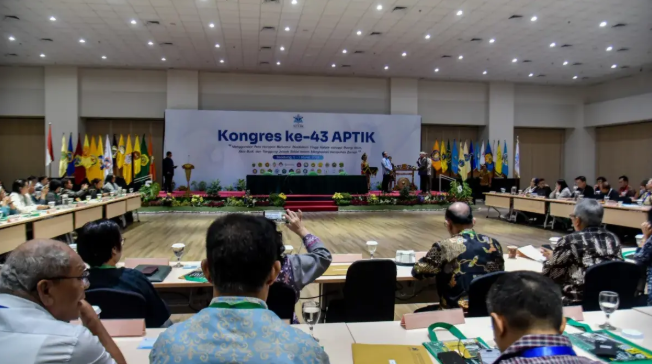 Suasana pembukaan Kongres ke-43 APTIK di Gedung Pusat Pembelajaran Arntz-Geize (PPAG) ll, Kampus Unpar, Kota Bandung, Kamis (5/3). Foto: Dimas Rachmatsyah / Jabar Ekspres Suasana pembukaan Kongres ke-43 APTIK di Gedung Pusat Pembelajaran Arntz-Geize (PPAG) ll, Kampus Unpar, Kota Bandung, Kamis (5/3). Foto: Dimas Rachmatsyah / Jabar Ekspres
