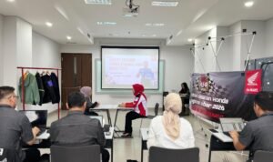 DAM Bangun Budaya Layanan Unggul Melalui Kontes Layanan Honda Regional Jawa Barat DAM Bangun Budaya Layanan Unggul Melalui Kontes Layanan Honda Regional Jawa Barat