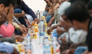 5 Rekomendasi Tempat Bukber di Bandung Selatan: Dari Sambal Bakar Viral hingga Nasi Liwet 
