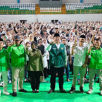 Hj. Renie Dampingi Kang H. Cucun di Indoor Jalak Harupat Hj. Renie Dampingi Kang H. Cucun di Indoor Jalak Harupat