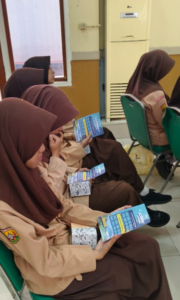 Iconnet PLN Icon Plus Hadir di SMKN 1 Cimahi: Perkuat Literasi Digital dan Konektivitas Generasi Muda Iconnet PLN Icon Plus Hadir di SMKN 1 Cimahi: Perkuat Literasi Digital dan Konektivitas Generasi Muda