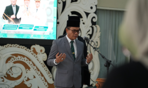 Bupati Bandung Lantik 56 Pejabat Administrator dan Pengawas Bupati Bandung Lantik 56 Pejabat Administrator dan Pengawas