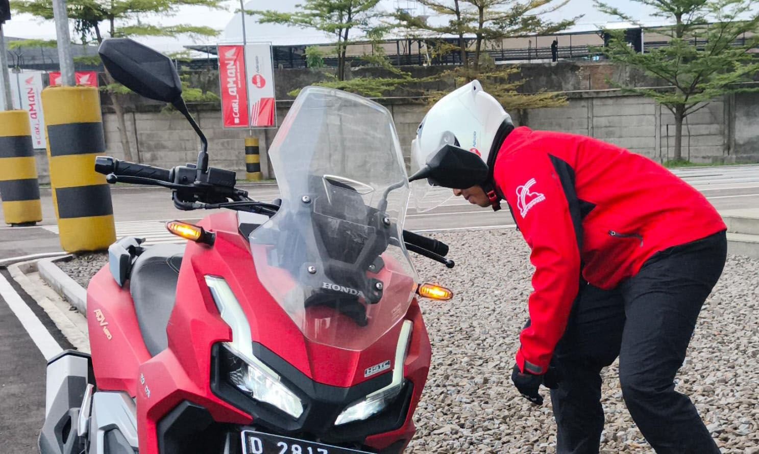 Pahami Fungsi Lampu Hazard, Hindari Penggunaan yang Tidak Tepat Saat Berkendara Pahami Fungsi Lampu Hazard, Hindari Penggunaan yang Tidak Tepat Saat Berkendara