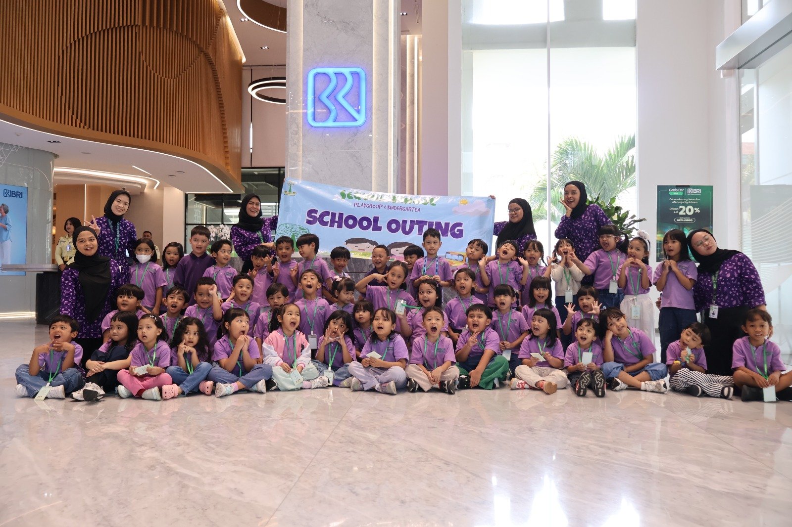 Kunjungan Edukasi PG-KG Sequoia School Bandung ke BRI Kantor Cabang (BO) Bandung Asia Afrika