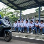 WhatsApp Image 2026-05-06 at 17.35.25 (1) ntusiasme peserta terlihat dalam sesi praktek edukasi safety riding, memperkuat pemahaman akan pentingnya keselamatan dan tanggung jawab berkendara.