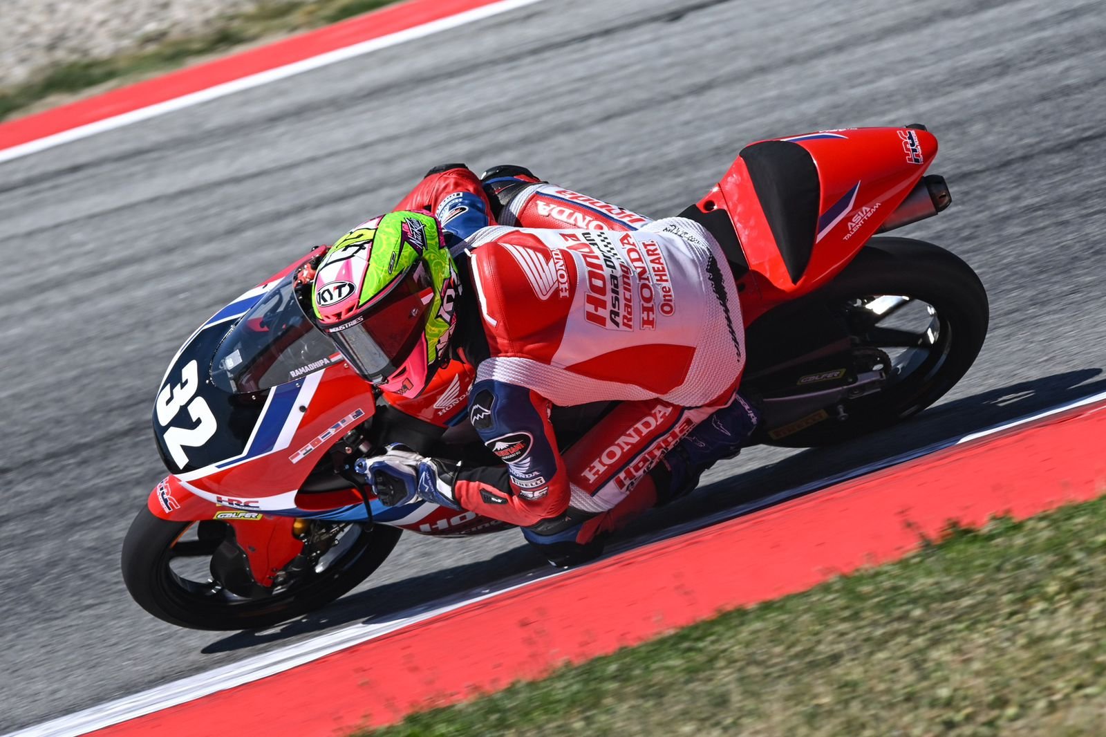 Moto 3