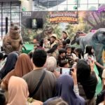 Libur Sekolah Makin Seru! Tenth Avenue Mall Bandung Hadirkan Petualangan Dinosaurus dan Gorila Gratis untuk Keluarga Libur Sekolah Makin Seru! Tenth Avenue Mall Bandung Hadirkan Petualangan Dinosaurus dan Gorila Gratis untuk Keluarga