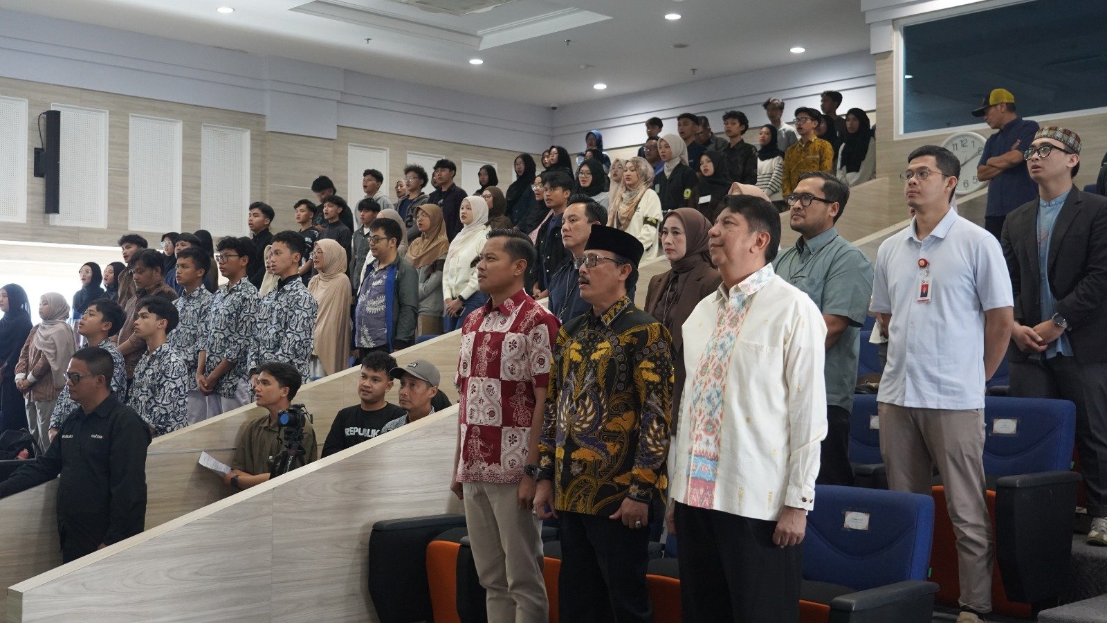 OJK Jawa Barat Dorong Generasi Muda Bijak Kelola Keuangan di Era Digital