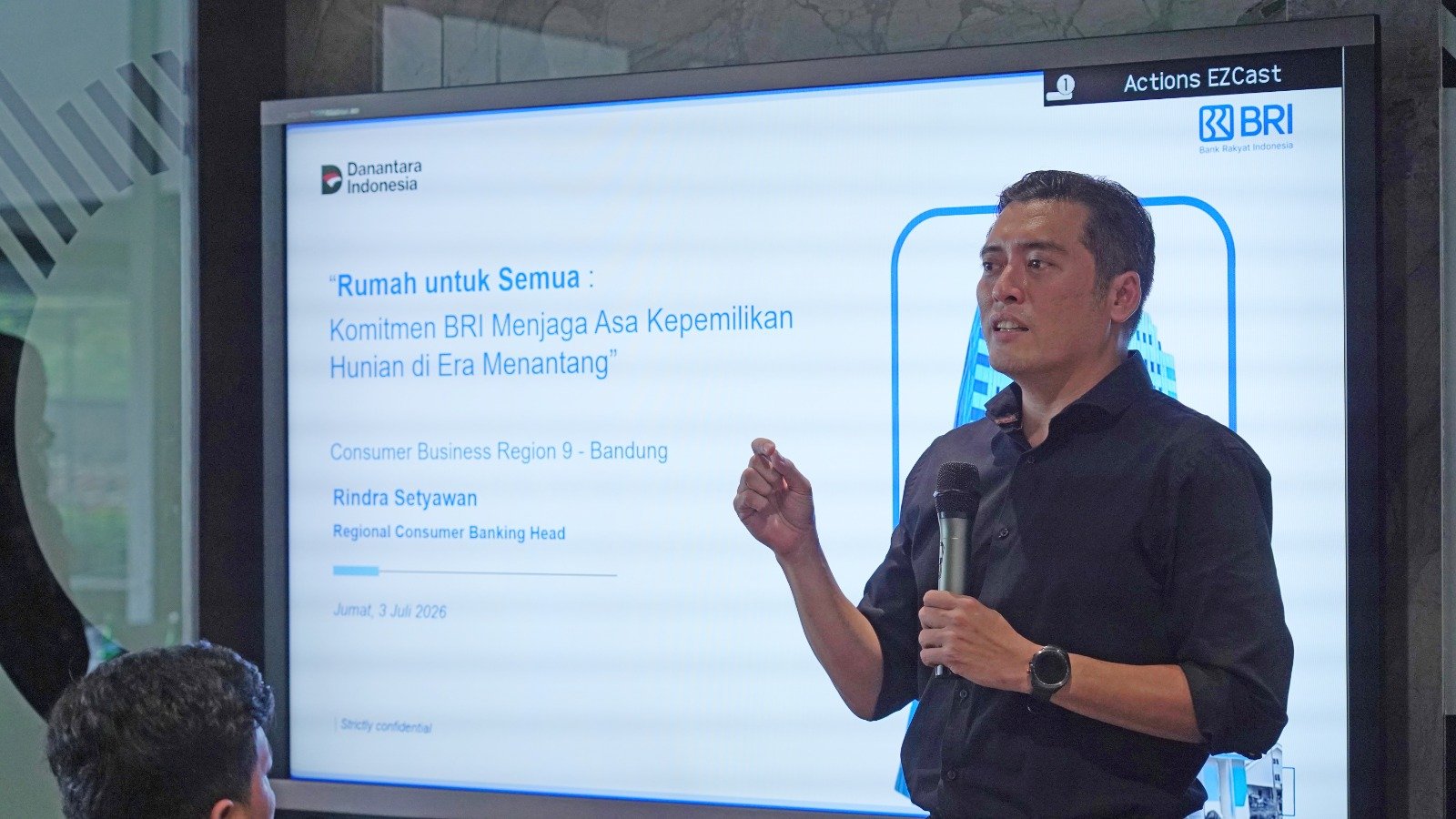 Menepis Tantangan Ekonomi, BRI RO Bandung Hadirkan KPR Suku Bunga Berjenjang Mulai 4% Sebagai Solusi Kepemilikan Hunian Menepis Tantangan Ekonomi, BRI RO Bandung Hadirkan KPR Suku Bunga Berjenjang Mulai 4% Sebagai Solusi Kepemilikan Hunian