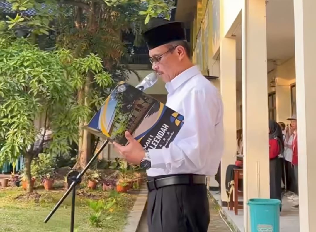 SMAN 1 Baleendah Perkuat Karakter Generasi Muda, Koramil dan Polsek Turut Isi Materi MPLS SMAN 1 Baleendah Perkuat Karakter Generasi Muda, Koramil dan Polsek Turut Isi Materi MPLS
