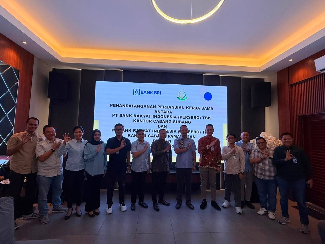 Perkuat Sinergi Hukum, BRI BO Subang dan BO Pamanukan dengan Kejari Subang Tandatangani MoU Penanganan Masalah Hukum Perdata dan Tata Usaha Negara Perkuat Sinergi Hukum, BRI BO Subang dan BO Pamanukan dengan Kejari Subang Tandatangani MoU Penanganan Masalah Hukum Perdata dan Tata Usaha Negara