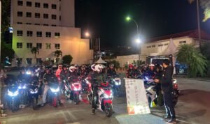 Ratusan Komunitas Honda Vario Ramaikan Vario Evo160 Night Ride di Bandung Ratusan Komunitas Honda Vario Ramaikan Vario Evo160 Night Ride di Bandung