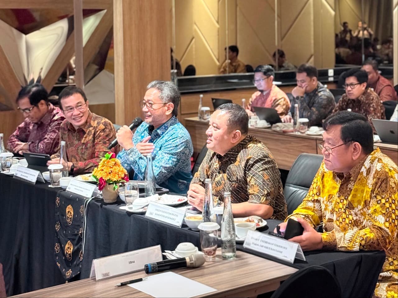 Telkom mempertemukan pemerintah, industri, akademisi, dan lembaga riset melalui Workshop Post-Quantum Cryptography (PQC) untuk memperkuat kesiapan ekosistem keamanan digital Indonesia. Telkom mempertemukan pemerintah, industri, akademisi, dan lembaga riset melalui Workshop Post-Quantum Cryptography (PQC) untuk memperkuat kesiapan ekosistem keamanan digital Indonesia.