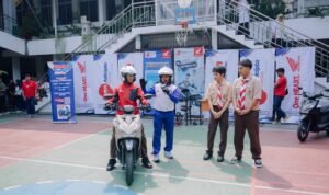 Honda DBL