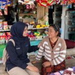Fipi Novita Sari sebagai Account Officer (AO) PNM Mekaar Fipi Novita Sari sebagai Account Officer (AO) PNM Mekaar